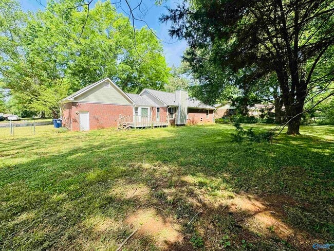 Building Photo - 268 Pops Corner