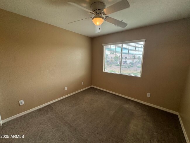 Building Photo - 4413 E Los Altos Dr