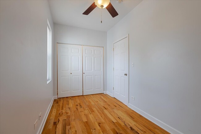 Building Photo - 1234 W 49th Pl