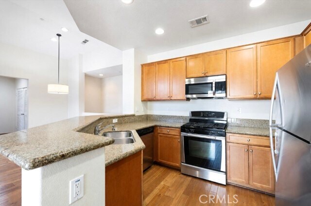 Building Photo - 35864 Hazelhurst St