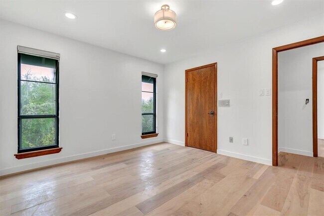 Building Photo - 1201 Co Rd 138