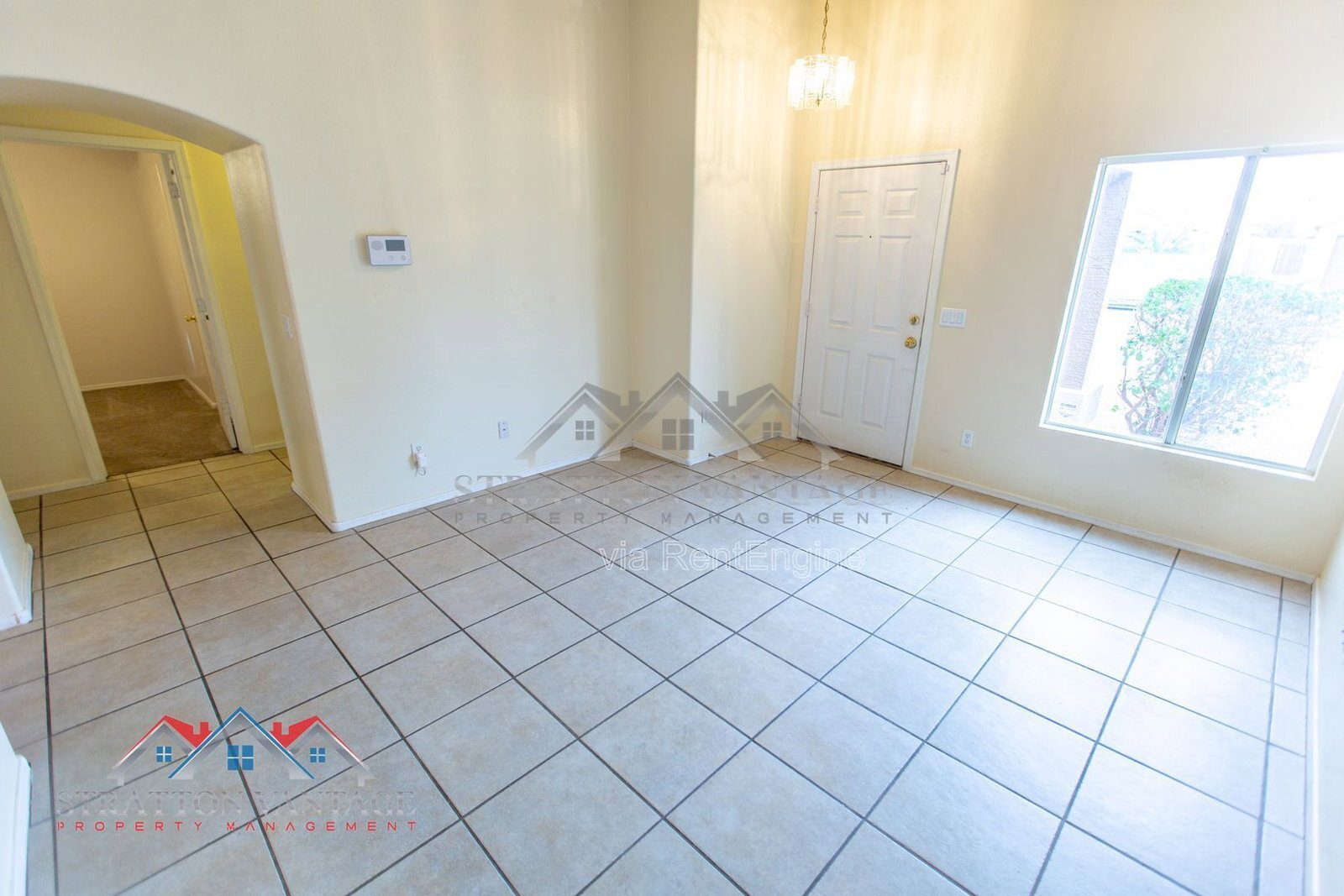 Building Photo - 11801 W Paradise Dr