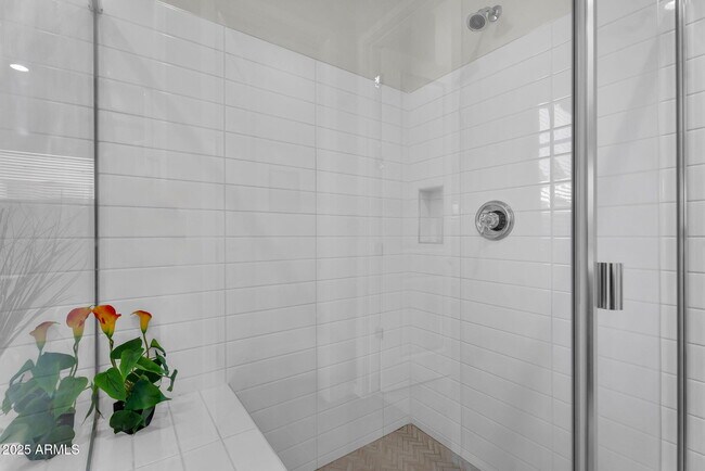 Building Photo - 866 W Flatiron Trl