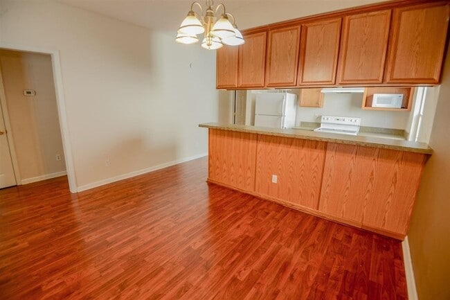 Building Photo - 2116 Bullocks Run Rd