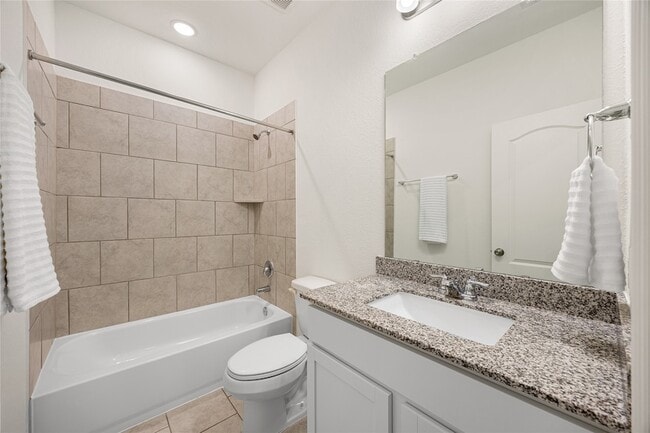 Building Photo - 31411 Horseshoe Meadow Bend Ln