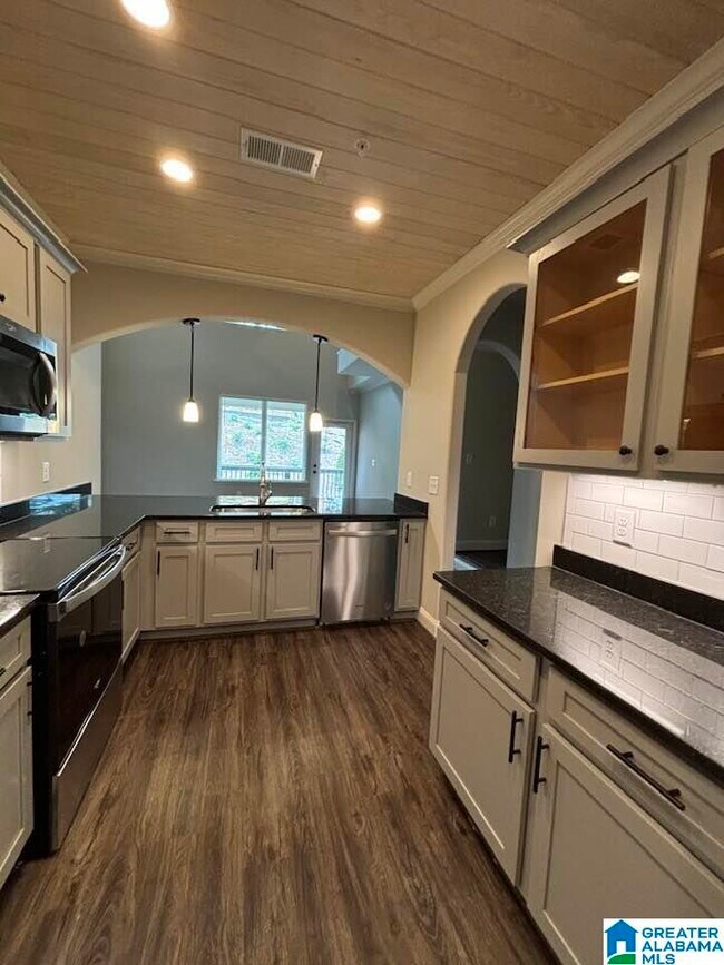 Building Photo - 4303 Lennox Ct