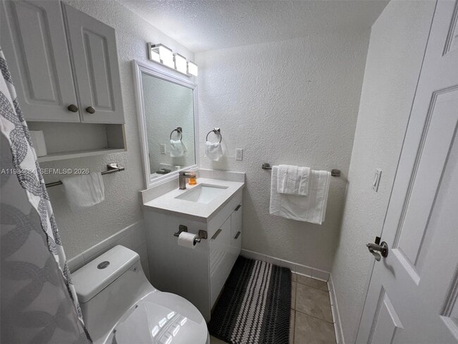 Building Photo - 2501 S Ocean Dr