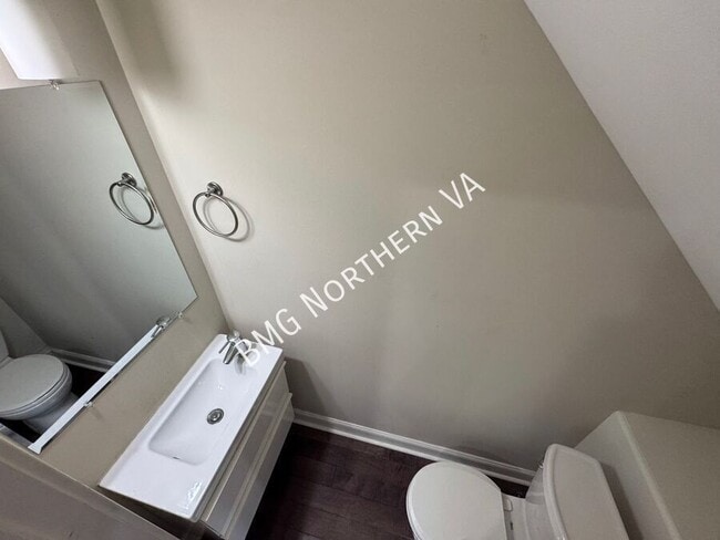 Building Photo - 3351 Clay Pl NE