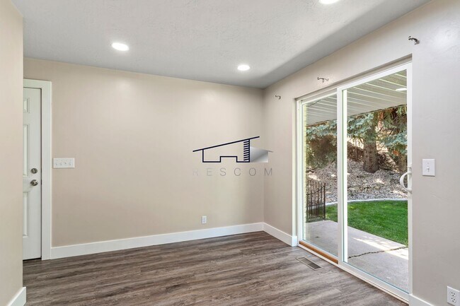 Building Photo - Updated 3 Bedroom Home in Ogden Utah!