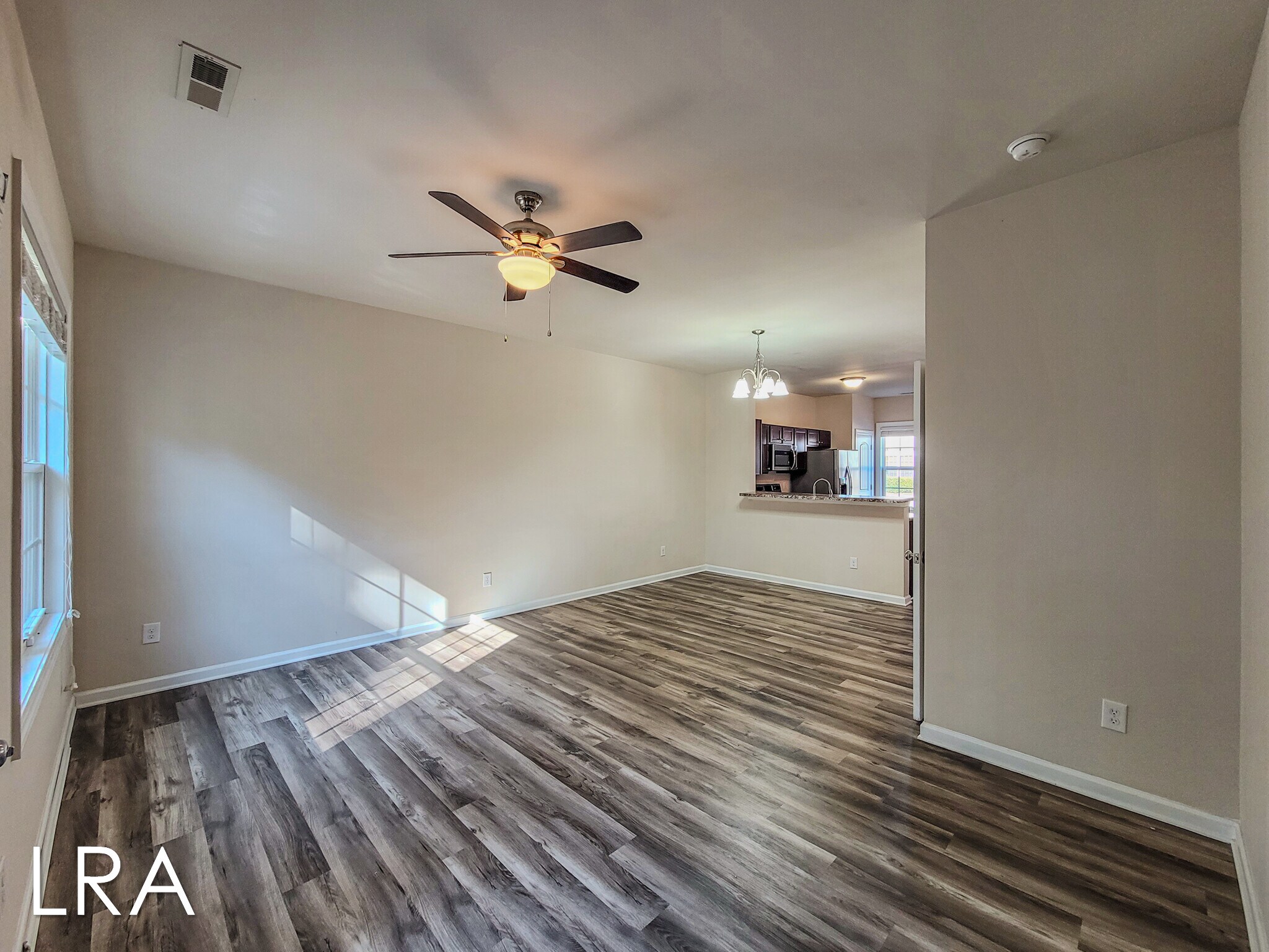 Building Photo - 127 Beacon Woods Drive