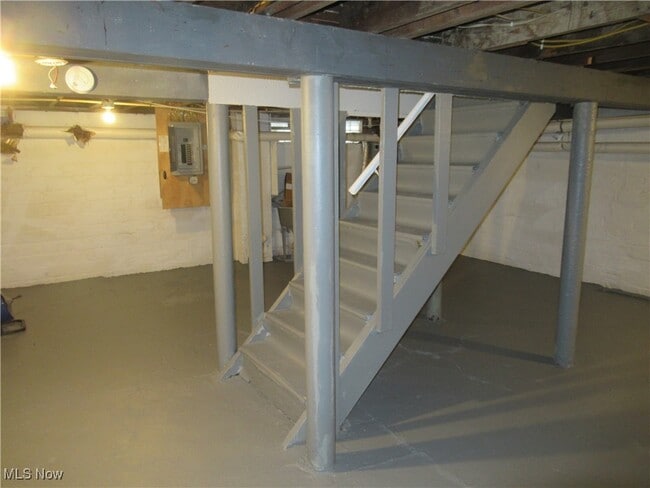Building Photo - 1071 Quilliams Rd