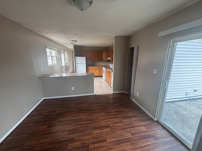 Building Photo - 3836 Wem Dr