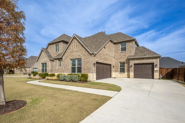 Building Photo - 11112 Lacey Oak Ridge