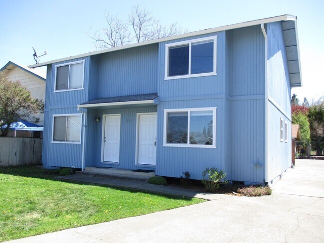 Building Photo - 36-2-1