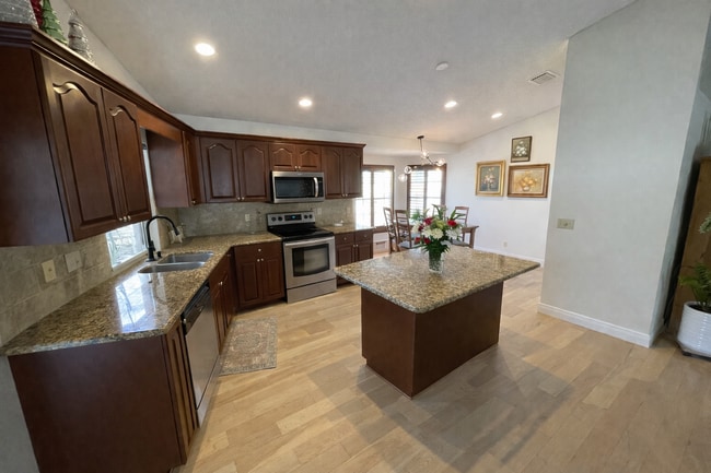 Building Photo - 9215 Ruger Dr