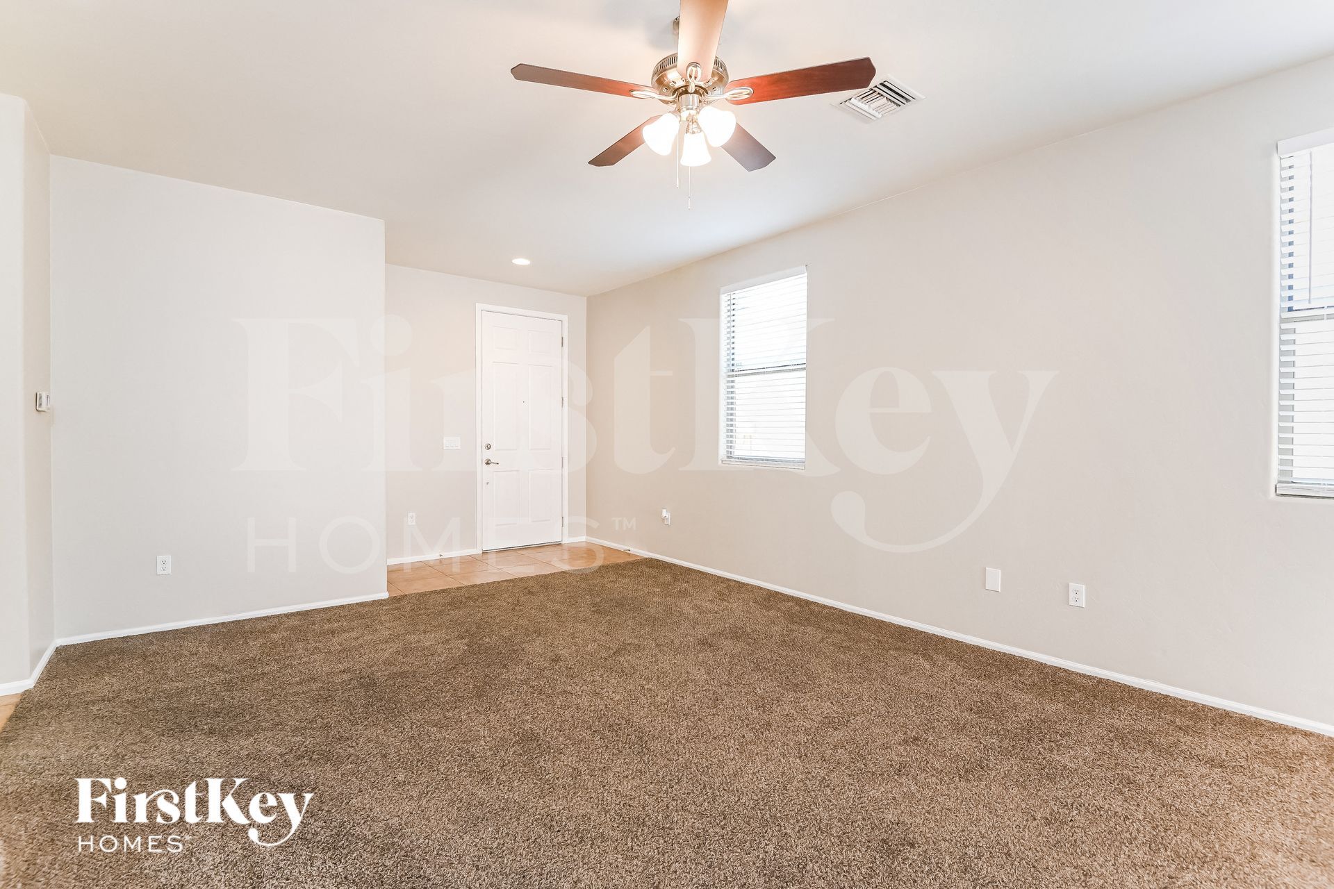 Building Photo - 3246 S Lakeside Ridge Loop