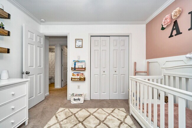 Building Photo - 3434 Castlebury Dr