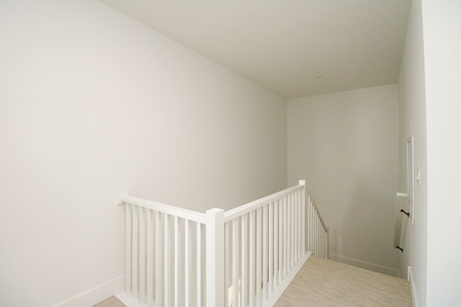 Building Photo - ** BRAND NEW CONSTRUCTION SINGLE FAMILY TW...