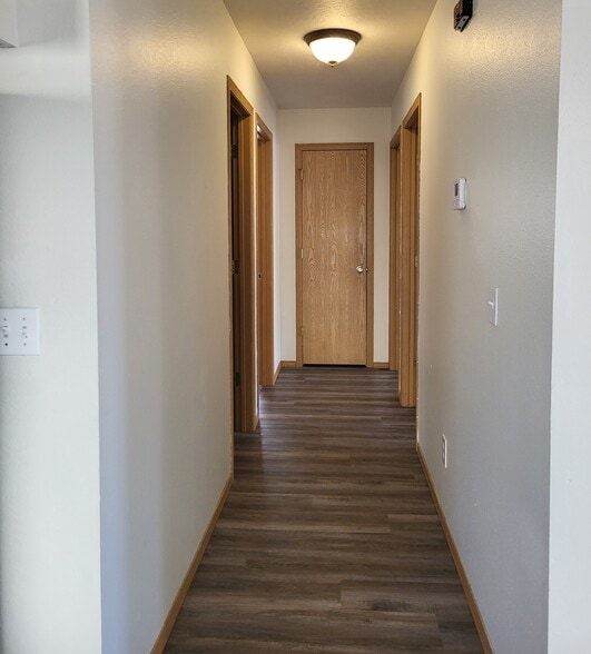 Building Photo - 2138 N Howard Ave