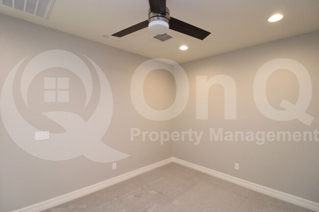 Building Photo - 7437 E Via De Luna Dr
