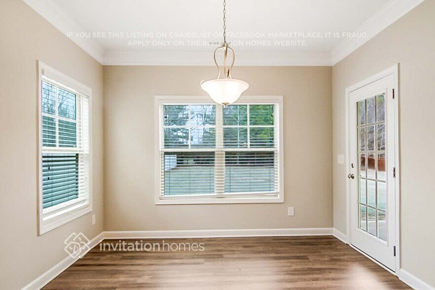 Building Photo - 185 Red Angus Dr