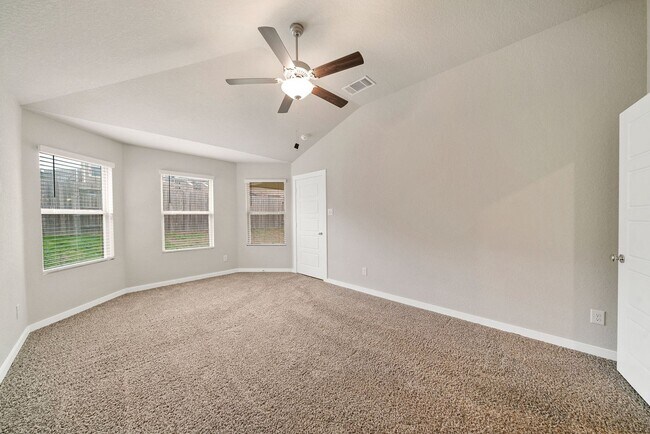 Building Photo - 3 Bedroom/2 Bath Escalera Subdivision