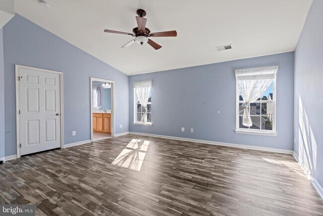Building Photo - 2460 Five Fathom Cir