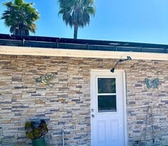 Building Photo - 99 Pepper Tree Rd