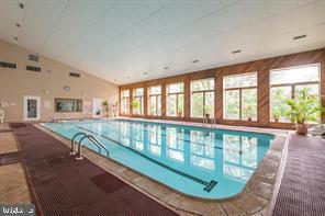 Building Photo - 329 Shawmont Ave