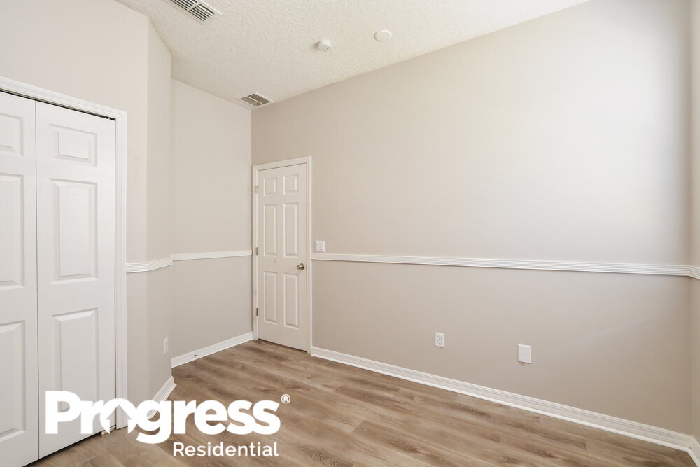 Building Photo - 9924 Autumn Creek Ln