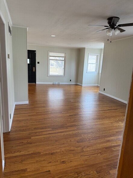 Building Photo - 712 Roanoke St