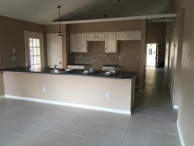 Building Photo - 2907 Waypark Dr