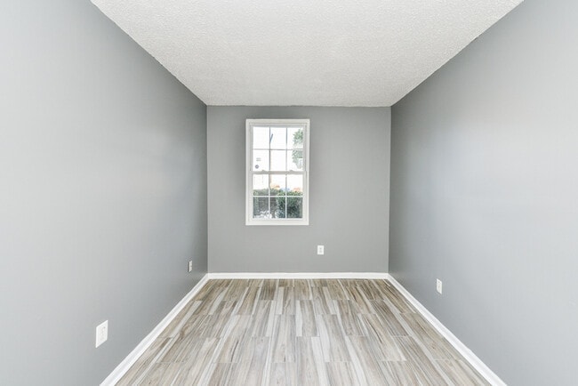 Building Photo - 9330 Caspian Way