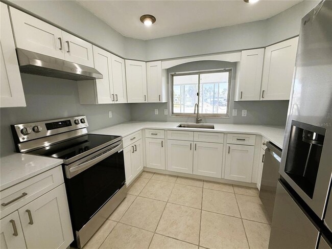 Building Photo - 500 140th Ave E