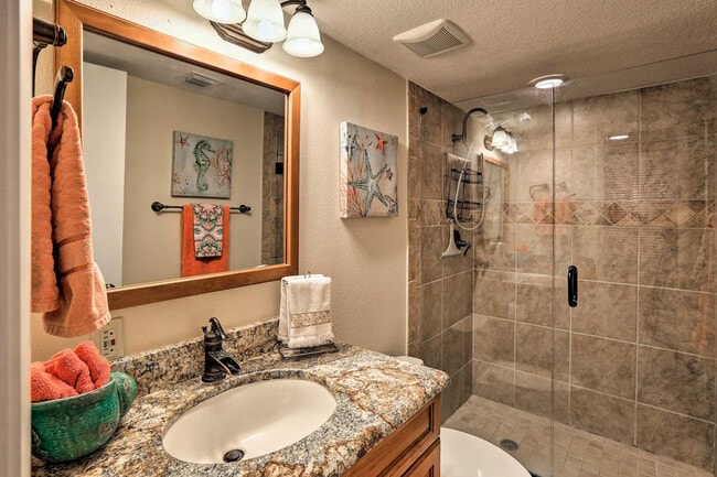 Building Photo - 3831 S Atlantic Ave