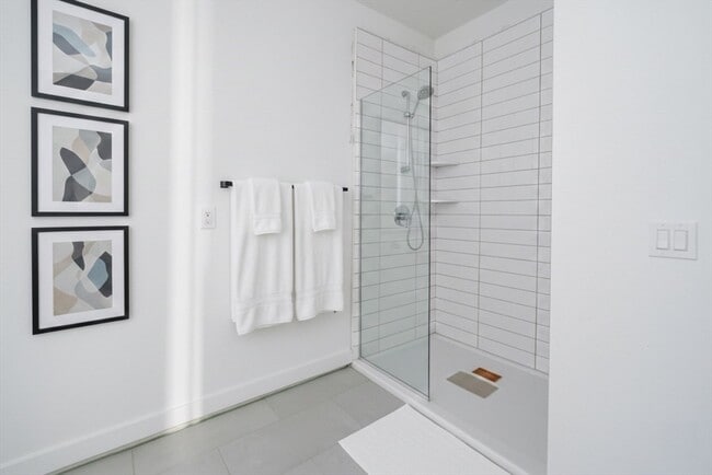 Building Photo - 1035 Commonwealth Ave