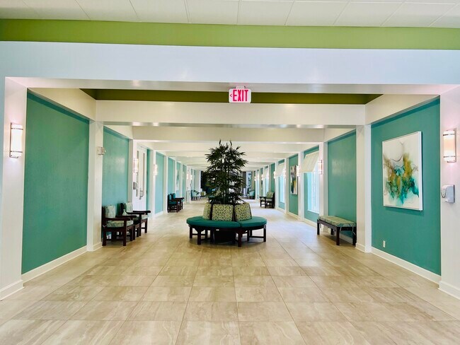 Building Photo - 230 Normandy Ln