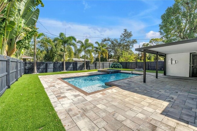 Building Photo - 4891 Venetian Blvd NE