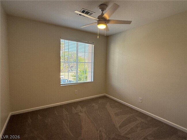 Building Photo - 1908 Thunder Ridge Cir