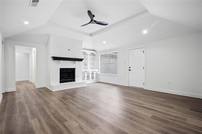 Building Photo - 7328 Janita Dr