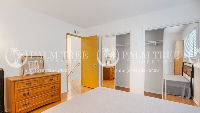 Building Photo - 3582 Governor Dr