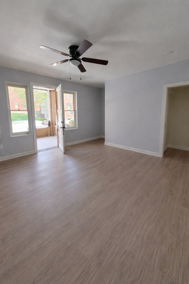 Building Photo - 1609 Brighton Pl