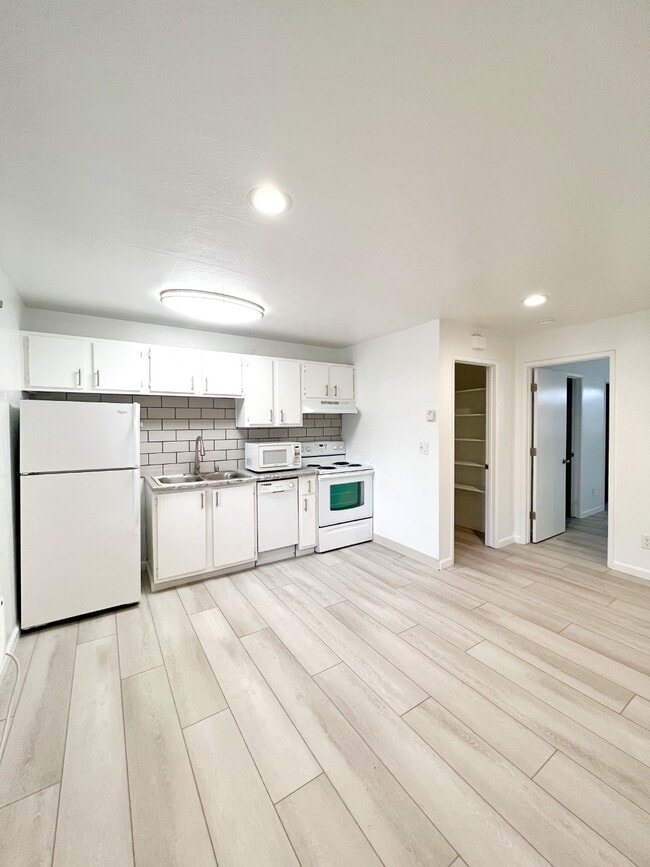 The Statham 217 E Taylor St Reno NV 89502 Apartment Finder