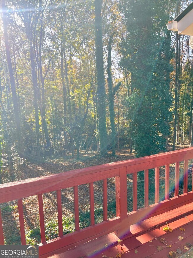 Building Photo - 3990 Rocmar Dr