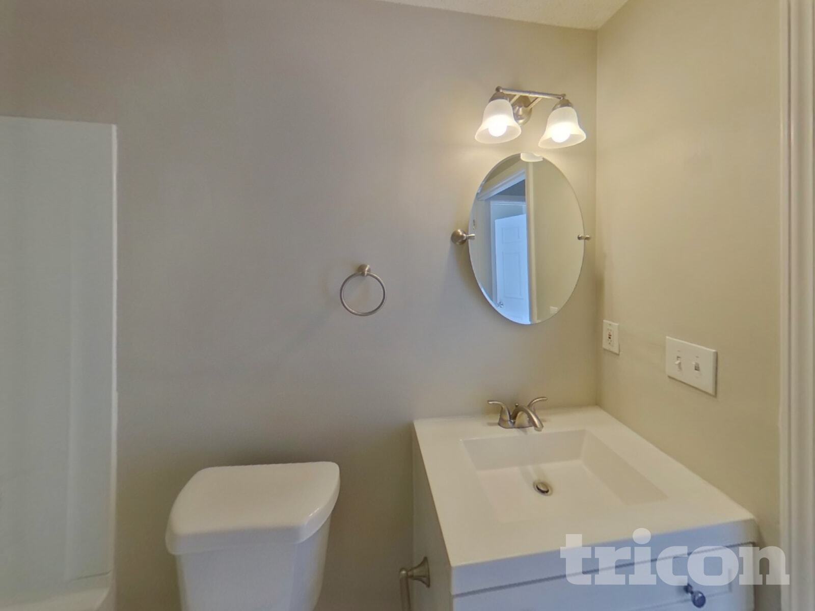 Building Photo - 602 Chartwell Ct