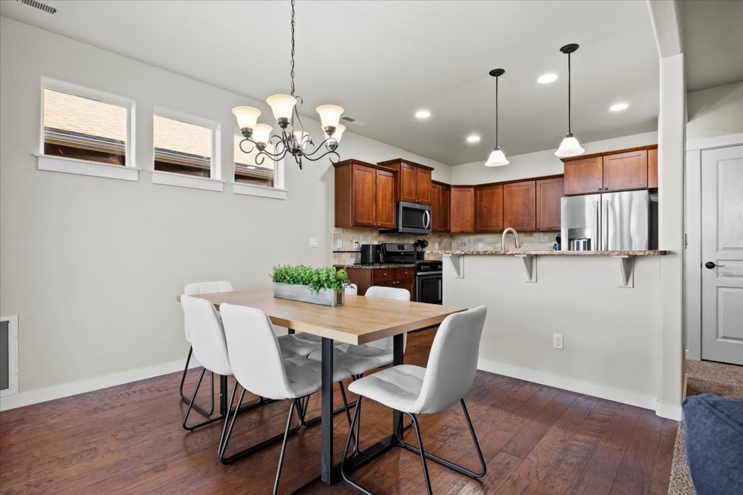 Building Photo - 10130 W Brownstone Dr