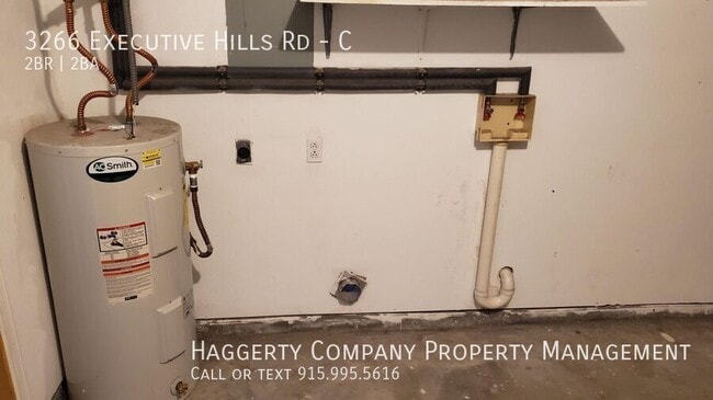 Building Photo - 3266 Executive Hills Rd