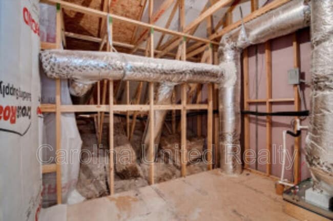 Building Photo - 5359 Nikki Way