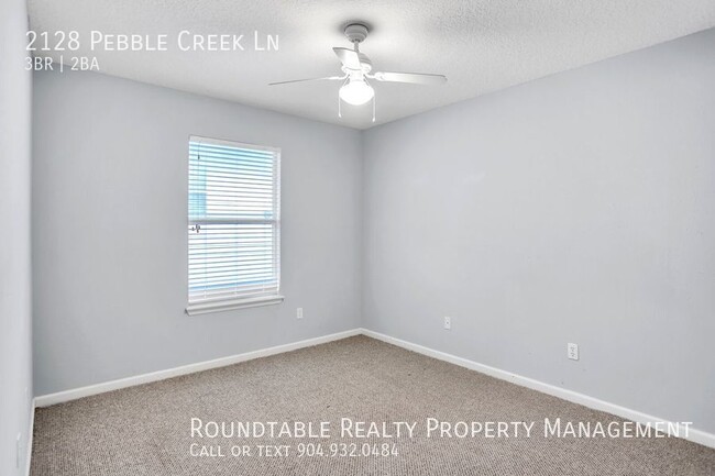Building Photo - 2128 Pebble Creek Ln