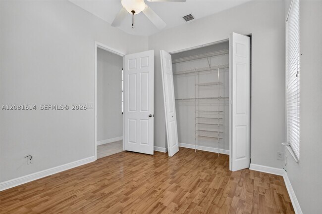 Building Photo - 5659 Via De La Plata Cir
